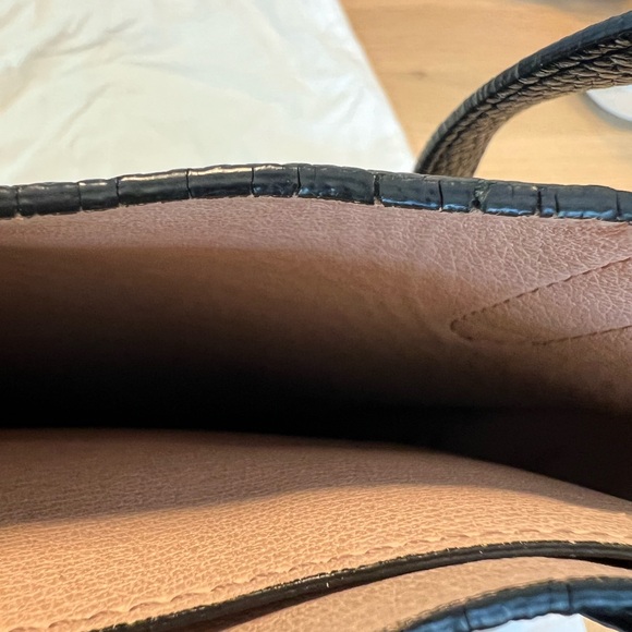 Cuyana Tall Structured Leather Tote Bag - Picture 9 of 12